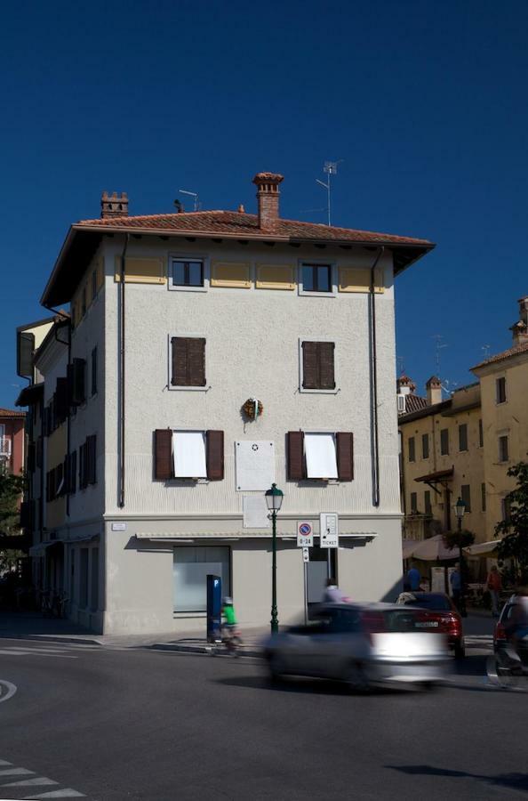Appartement Old Harbour House à Grado Extérieur photo