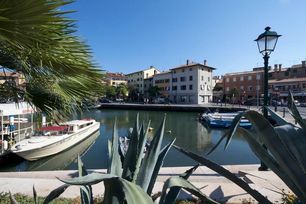 Appartement Old Harbour House à Grado Extérieur photo